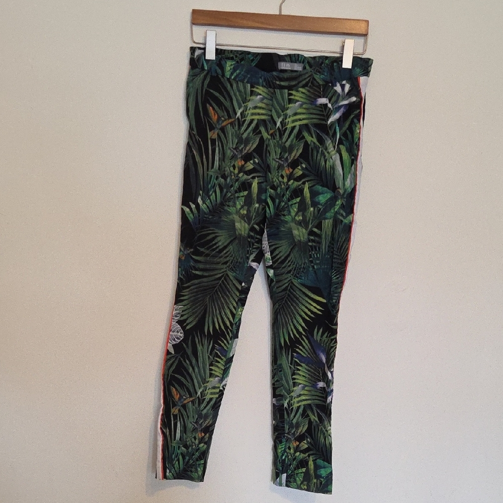 Green Tropical Print pants